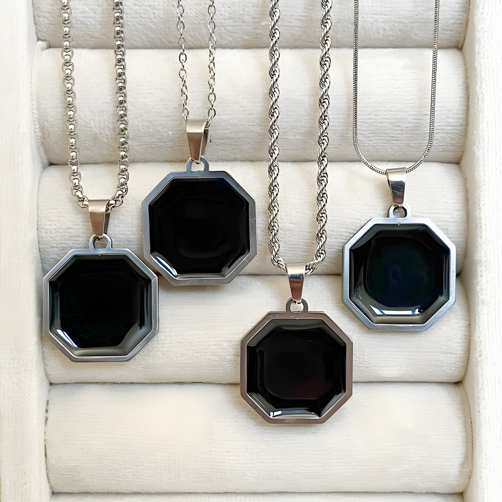 Heat-Activated Photo Necklace