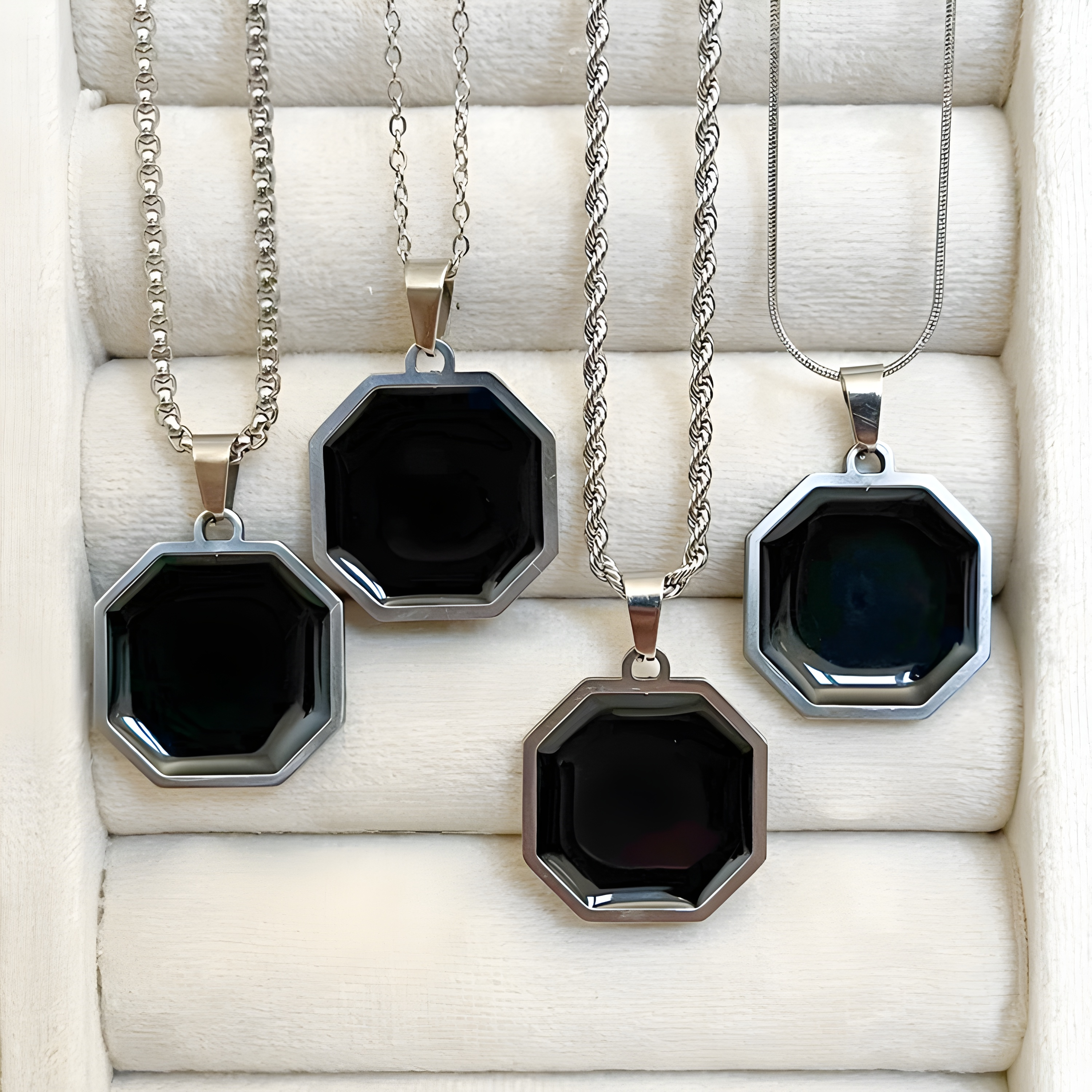 Heat-Activated Photo Necklace